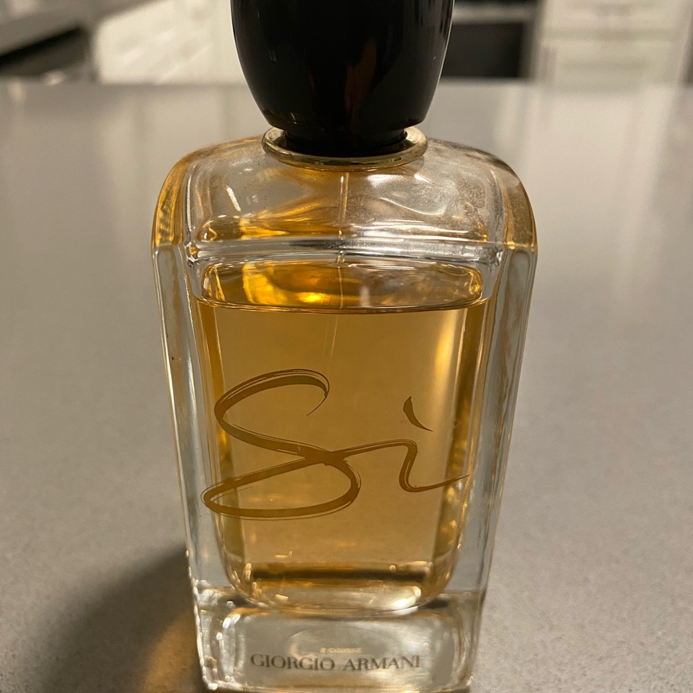 Si Perfume Giorgio Armani